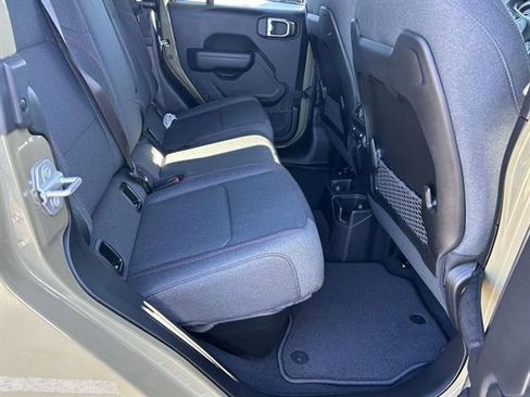 New 2026 Jeep Gladiator Rubicon w/ Technology Group image 22