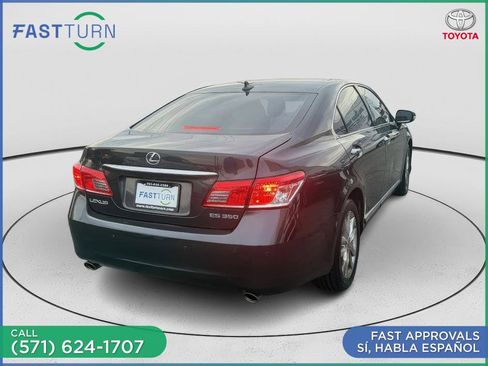 Used 2017 Toyota Prius Prime Premium image 14