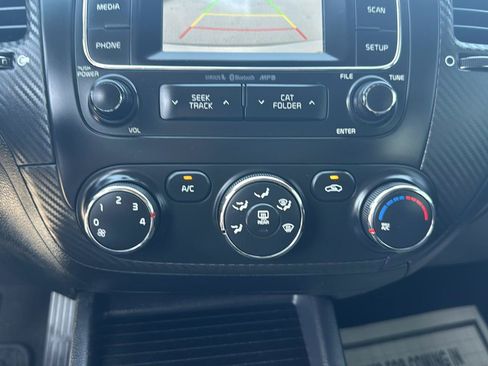 Used 2016 Kia Forte EX FWD image 20