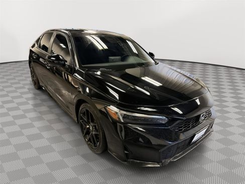 Used 2025 Honda Civic Sport image 5