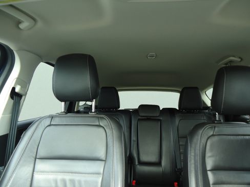 Used 2018 Ford Escape SEL AWD/4WD image 29
