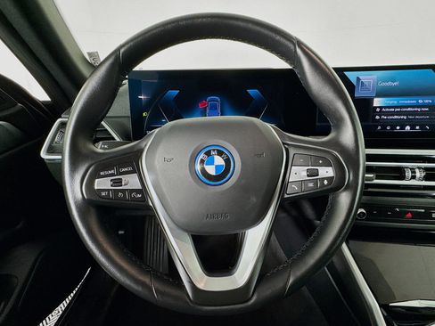 Used 2024 BMW i4 eDrive35 w/ Convenience Package image 11