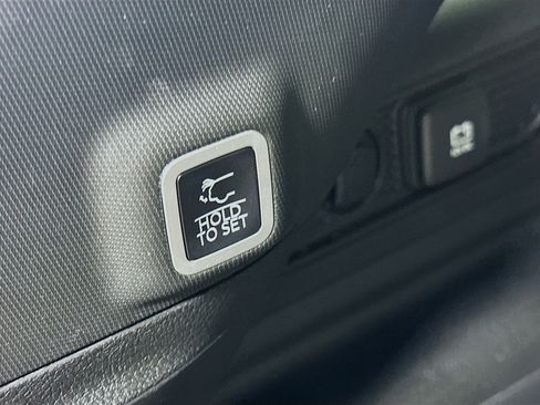 Used 2024 Jeep Grand Cherokee Limited 4xe w/ Luxury Tech Group II image 31