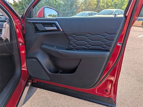 New 2025 Mitsubishi Outlander SEL image 30