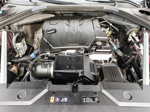 Used 2023 Genesis GV70 2.5T w/ Advanced Package image 12