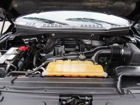 Used 2015 Ford F150 XL w/ Equipment Group 101A Mid AWD/4WD image 18