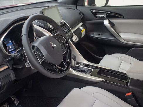 New 2026 Mitsubishi Eclipse Cross SEL image 3