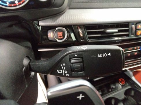 Used 2019 BMW X6 xDrive35i w/ Premium Package Enhanced image 17