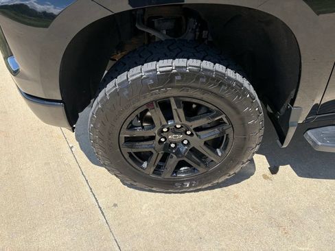 Used 2022 Chevrolet Silverado 1500 LT Trail Boss w/ LT Trail Boss Premium Package AWD/4WD image 68