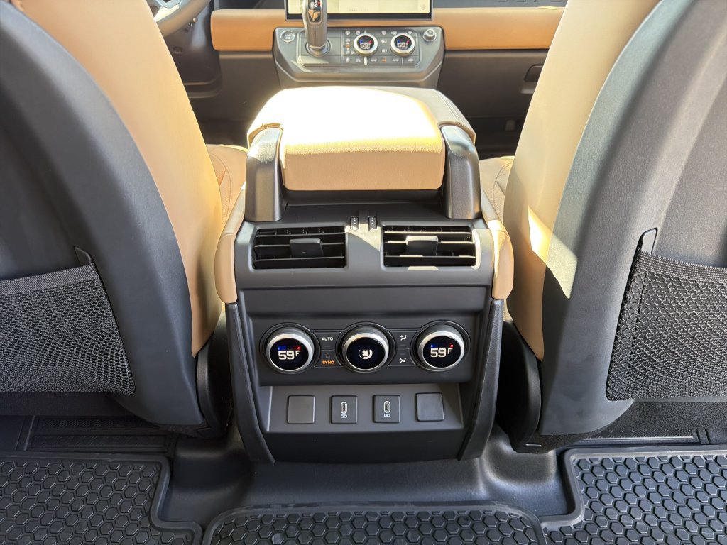 New 2026 Land Rover Defender 110 S AWD/4WD image 18