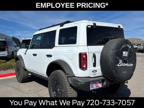 New 2026 Ford Bronco Badlands w/ Sasquatch Package AWD/4WD image 3