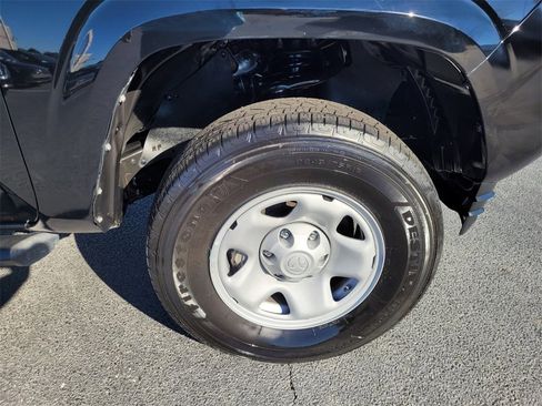 Certified 2023 Toyota Tacoma SR image 25