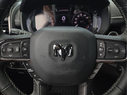Used 2025 RAM 1500 Limited AWD/4WD image 20