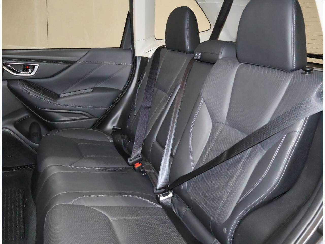 Used 2024 Subaru Forester Touring w/ POP Package 3 AWD/4WD image 17
