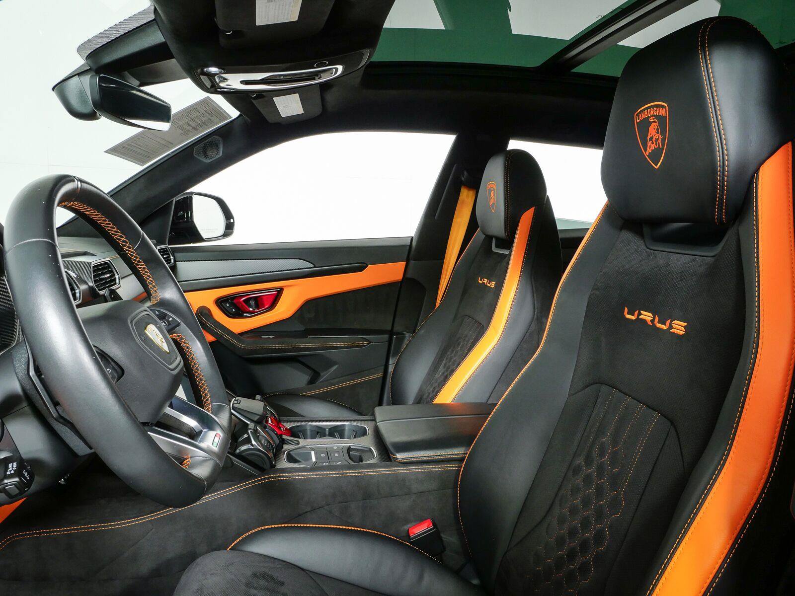 Used 2024 Lamborghini Urus S AWD/4WD image 7