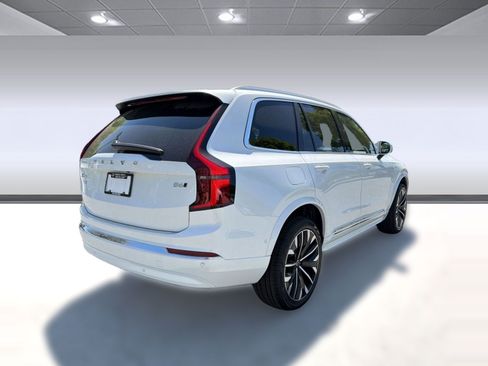 New 2026 Volvo XC90 B6 Plus w/ Protection Package Premier AWD/4WD image 9