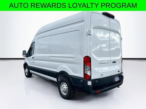 Certified 2025 Ford Transit 250 148 High Roof AWD image 5