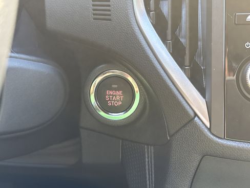 Used 2023 Subaru Forester Premium image 18