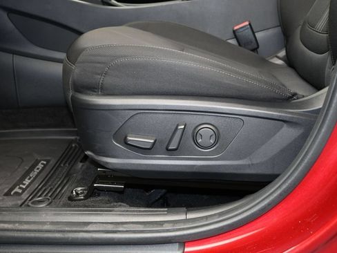 Used 2025 Hyundai Tucson SEL FWD image 21