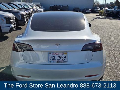Used 2023 Tesla Model 3 Standard Range image 11