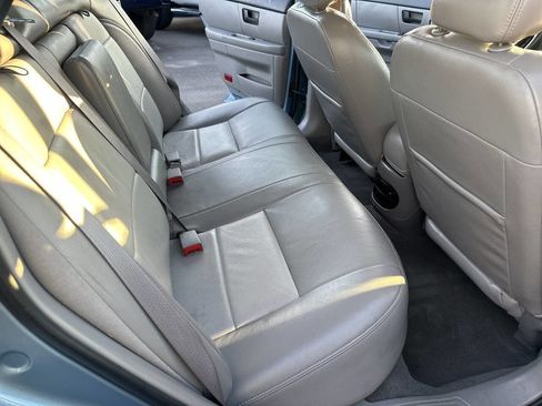 Used 2005 Ford Taurus SEL image 16