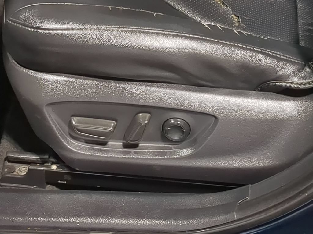 Used 2019 Toyota Camry LE FWD image 20
