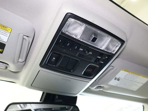 Used 2022 Toyota 4Runner Limited image 27
