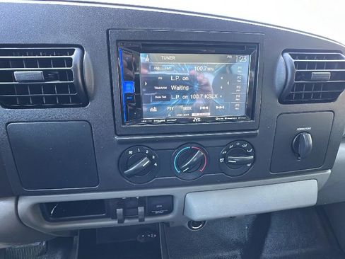 Used 2007 Ford F250 Lariat RWD image 14
