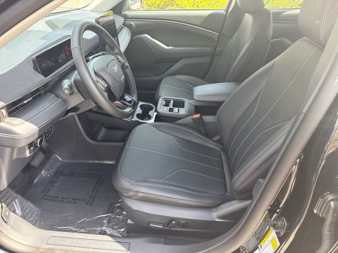 New 2026 Ford Mustang Mach-E Select RWD image 10