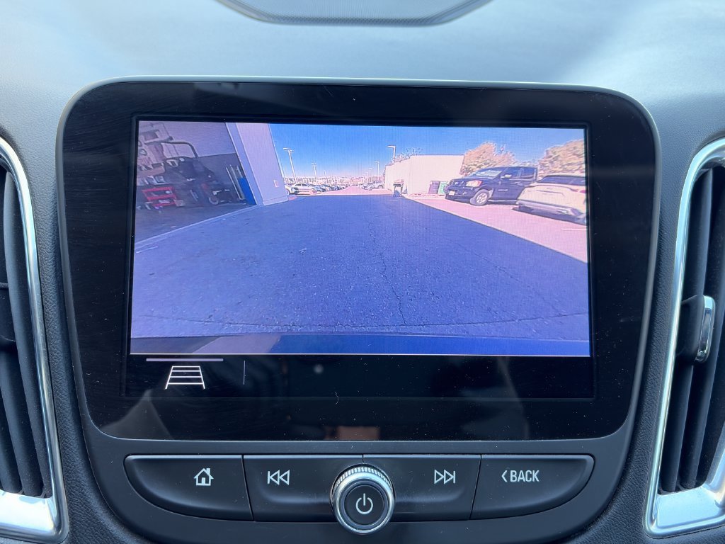 Used 2019 Chevrolet Malibu Premier w/ Sun and Wheel Package FWD image 12