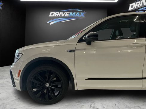 Used 2021 Volkswagen Tiguan SE R-Line AWD/4WD image 6