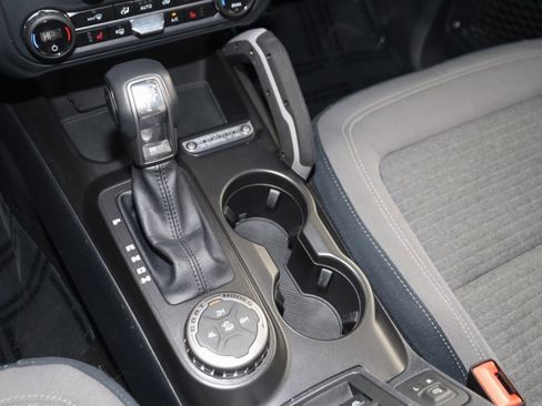 Used 2023 Ford Bronco Outer Banks image 28