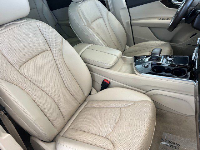 Used 2018 Audi Q7 3.0T Prestige AWD/4WD image 14