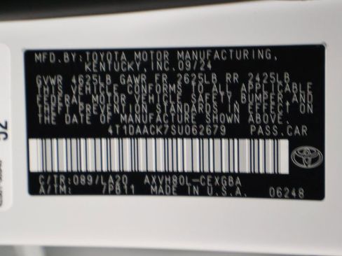 Certified 2025 Toyota Camry XLE FWD image 17