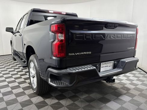 Used 2022 Chevrolet Silverado 1500 Custom image 4