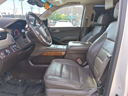 Used 2015 GMC Yukon Denali w/ Open Road Package RWD image 16