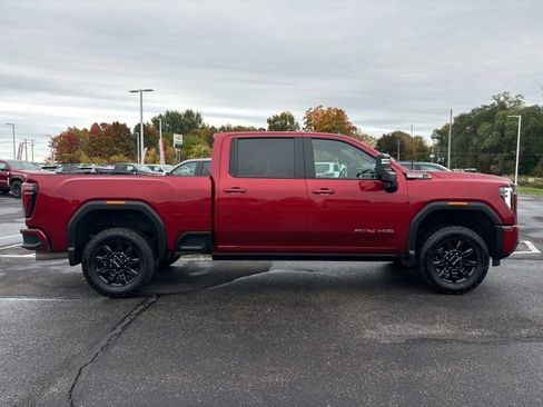 Used 2024 GMC Sierra 3500 AT4 w/ AT4 Premium Plus Package image 2