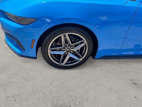 Used 2026 Ford Mustang Coupe RWD image 11