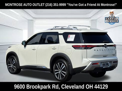 Used 2023 Nissan Pathfinder Platinum w/ Lighting Package (N93) AWD/4WD image 6
