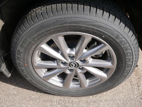 Certified 2025 MAZDA CX-5 AWD 2.5 S w/ Select Package image 5