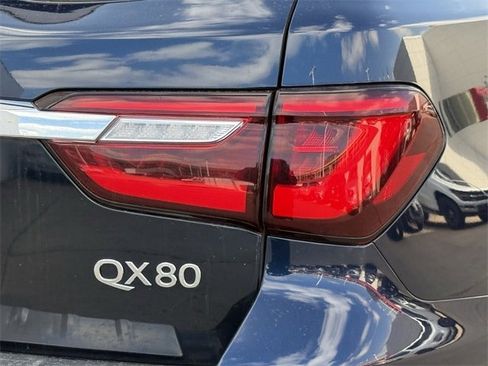 Used 2024 INFINITI QX80 Luxe image 7