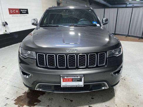 Used 2019 Jeep Grand Cherokee Limited AWD/4WD image 6