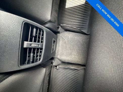 Used 2024 Toyota Corolla Cross LE w/ Moonroof Package FWD image 34