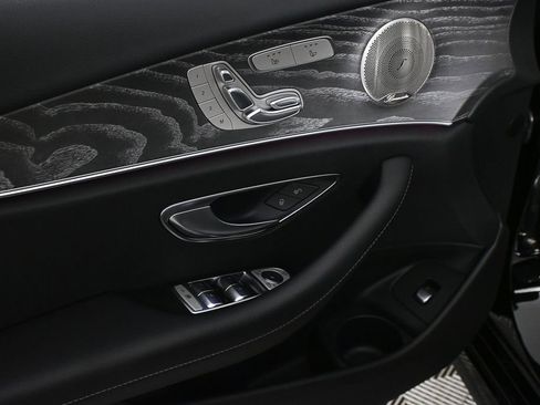 Used 2021 Mercedes-Benz E 350 Sedan image 8