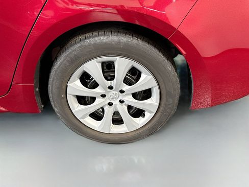 Used 2022 Toyota Corolla LE FWD image 36
