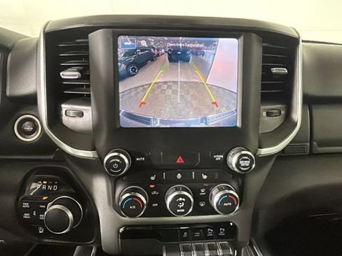Used 2022 RAM 1500 Big Horn AWD/4WD image 23