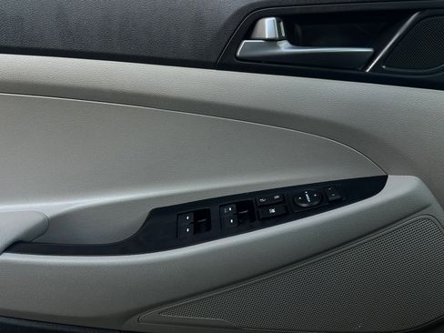 Used 2016 Hyundai Tucson SE image 18