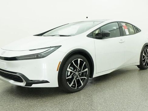 New 2026 Toyota Prius Plug-In Hybrid image 4