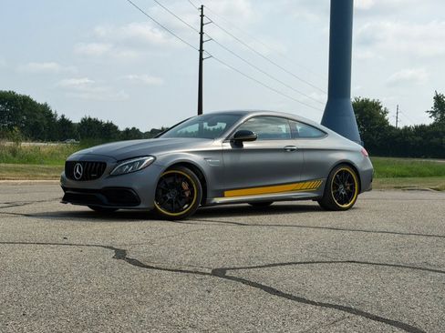 Used 2017 Mercedes-Benz C 63 AMG S image 4