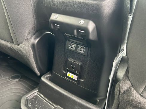 Used 2023 Jeep Wrangler Unlimited w/ Sun & Screen Package image 52